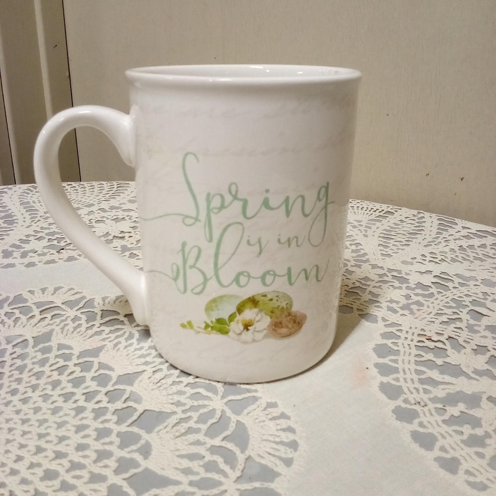 NWOT, Easter Spring In Bloom Mug